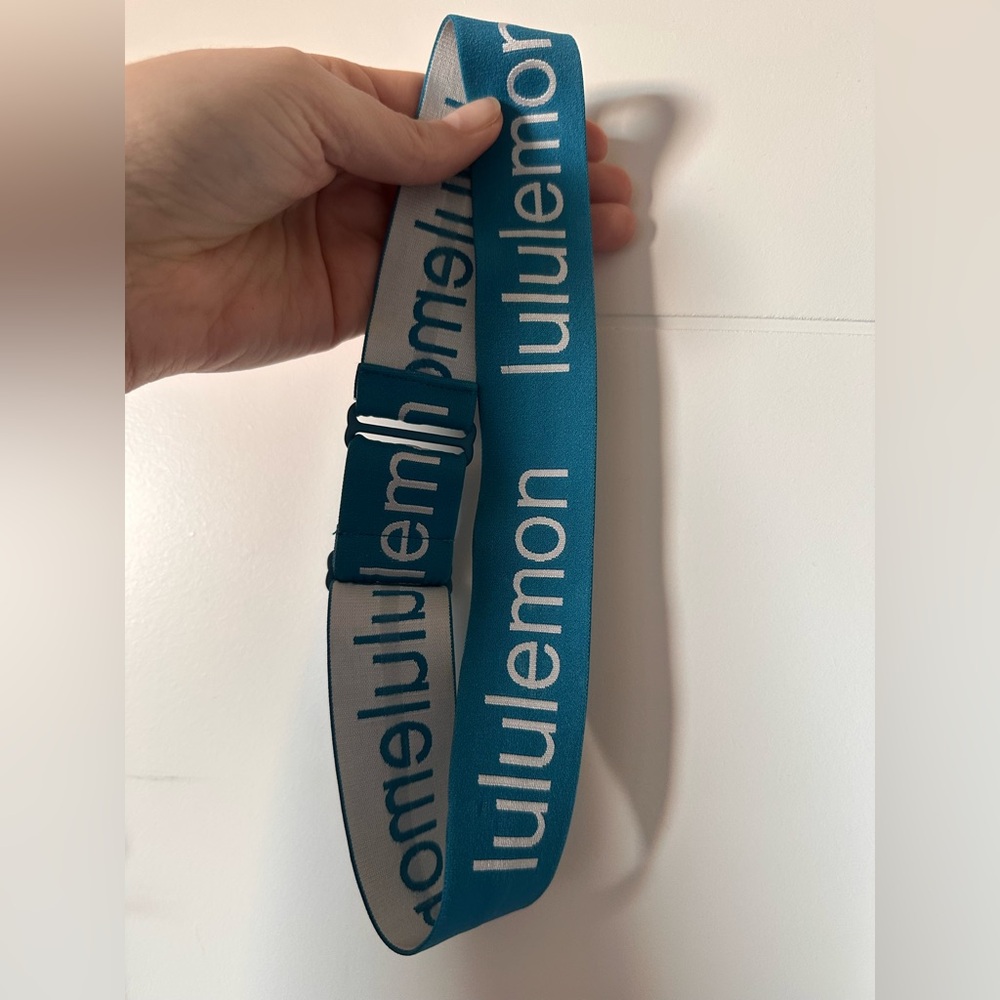 Lululemon adjustable headband Blue and White